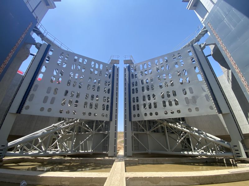 7：引江濟(jì)淮東淝河船閘（球節(jié)點(diǎn)三角門(mén)）.jpg